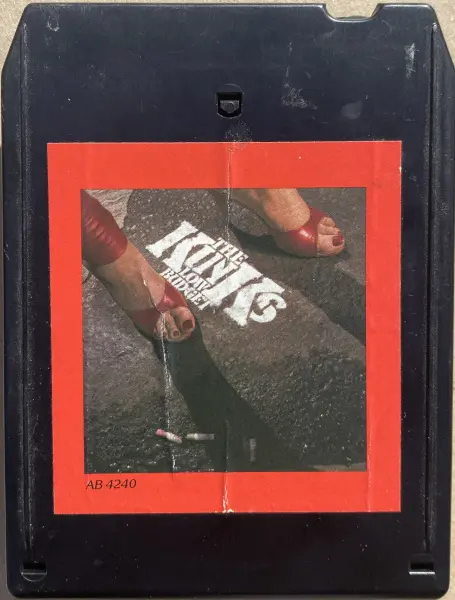 The Kinks - Low Budget
